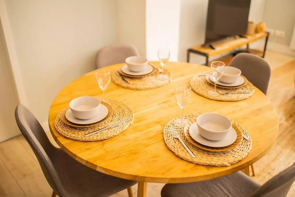 Tastefully 2 Bedroom Serviced Apartment 76M2 -Kb22- Rotterdam