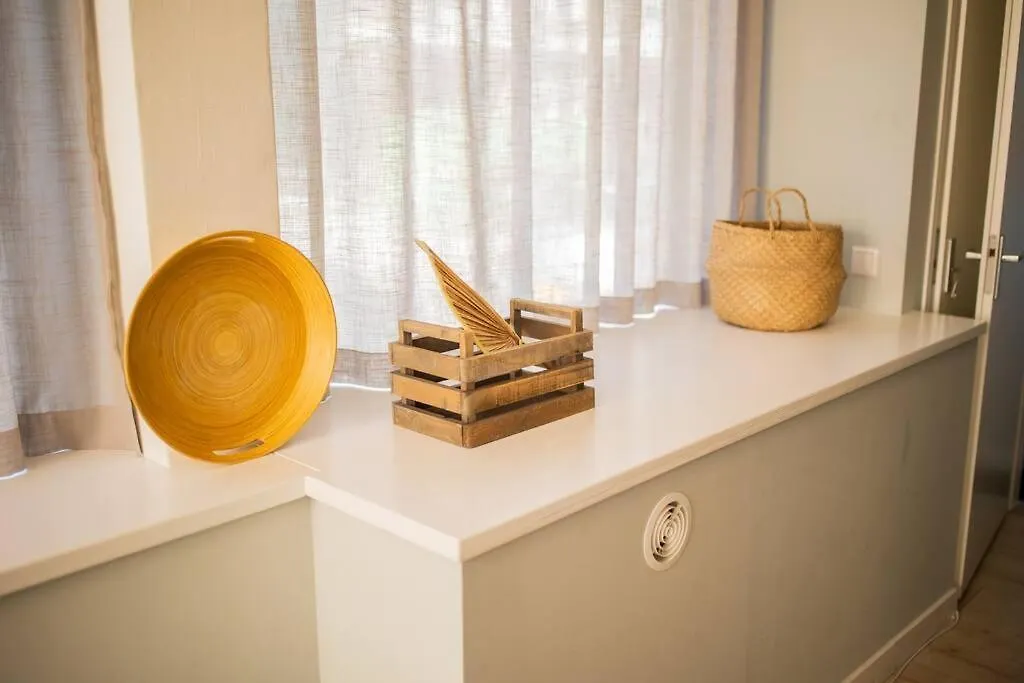 Tastefully 2 Bedroom Serviced Apartment 76M2 -Kb22- Rotterdam